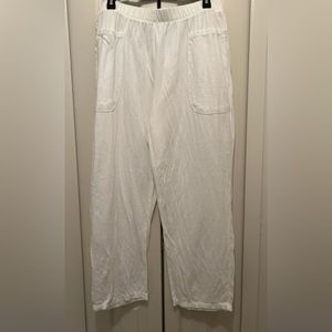 Armadio brand size large beach type white pants